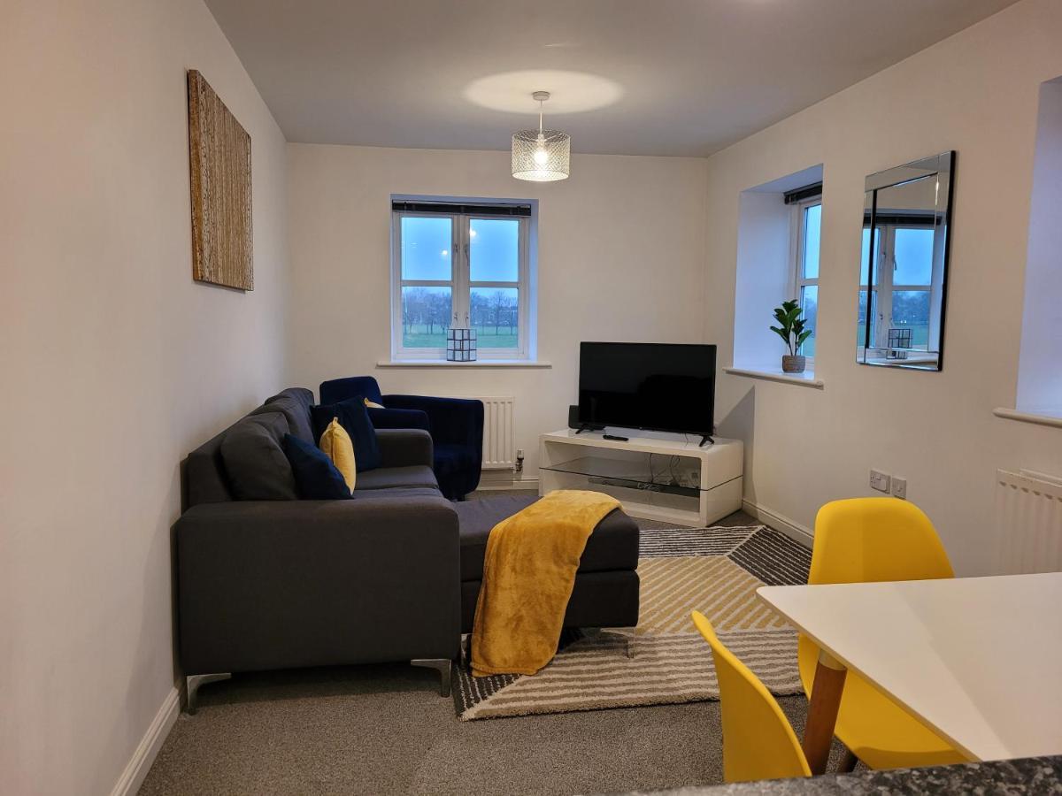 Catchpole Stays: Field View Apartment Near Colchester Centre Exterior photo